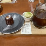 カフェ&ヘアーサロン リバーブ - 