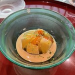 陣屋 - 冷煮物。ゴマだれが美味しい。