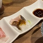 酒肴場 屯 - サワラ、マナガツオ、アオリイカに大間の塩ウニ