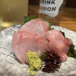 Taisyuu Sakaba Take Uchi - 黒ムツ刺身　360円　ちょこっとでお安いってのがぼっち飲みにありがたし