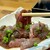 喰い呑み処 はしもと - 料理写真:和牛のたたき、和洋折衷のオニオンソースがまた美味い！