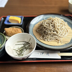 伊達 - 山芋とろろぶっかけ蕎麦1200円　蕎麦大盛り300円