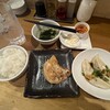 立吉餃子 - 焼餃子2ケと水餃子2ケ