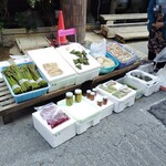 若松屋 村井六助 - 色々売ってる