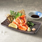 Grilled domestic salmon sashimi