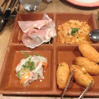 マヌエル タスカ ド ターリョ 丸の内店 - 