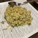 まど居 - ガーリックライス　普段はここで終わるけどね、、