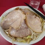 ラーメン二郎 - 七枚！