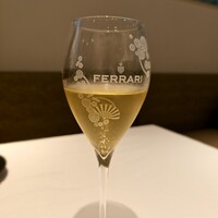 プリミ・バチ - 
