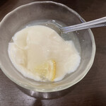 許厨房 - 杏仁豆腐