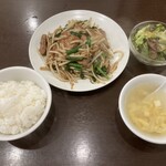 許厨房 - ニラレバ炒め