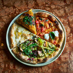 ザ ピッツァバー ON 38TH - 料理写真:おまかせコース。ピッツァ一例