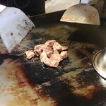 鉄板夢狂卍全色 - 石垣牛レバ焼き焼き♪