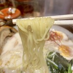 Ore Ryuu Shio Ra-Men - ツルツルの細麺
