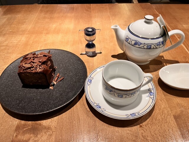 Closed]Tops Cafe Hankyu Sanbangai Ten - Osaka Umeda/Cafe | Tabelog