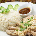 宮古島のタイ屋台 プラローマ - カオマンガイ