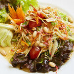 宮古島のタイ屋台 プラローマ - ソムタム