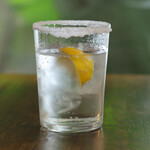 宮古島のタイ屋台 プラローマ - 宮古塩レモンサワー