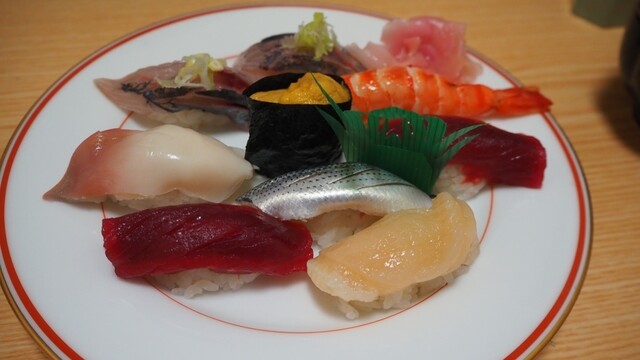 Miyako Sushi photo 2