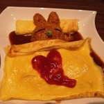 Tanoshimiwaraiichiba - ３Ｄうさぎのお昼寝オムライス（609円）。