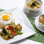 大阪府產・水茄子和脆皮豬肉的陶土炒菜★★附湯、沙拉