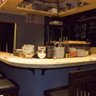 【日曜以外深夜3時まで営業中】お家のような空間で楽しい夜を！