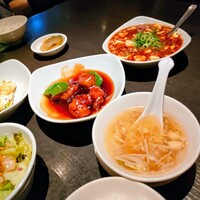 廣東料理 民生 ヒルトンプラザウエスト店 - 