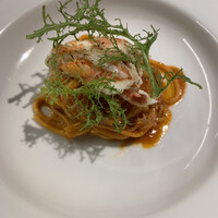 オステリア・オリエーラ - 新潟の毛蟹のキタッラ、甲羅のアメリケーヌソース