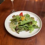 パージナ イタリアン ファイアワークス プラス カフェ ～薪焼きイタリアンとワイン～ - もりもりサラダ