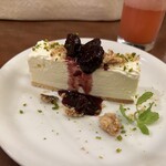 Torattoria Remon - レアチーズケーキ