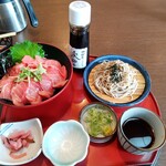 Sagami - 中とろ丼と麺
