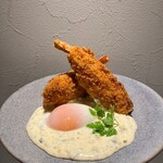 Fried shrimp with egg tartar sauce