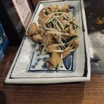 Hiroshima Okonomiyaki Andoteppanyaki Nombee - ミックスホルモン炒め