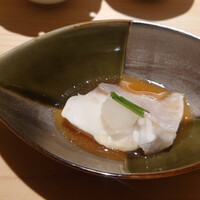 鮨 由う - 