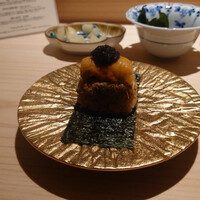 鮨 由う - 