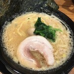 Yokohama Iekei Ramen Haruyoshiya - 