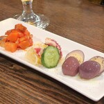 トリワイン ＰＩＫＯＳＨＨＨＵ - こだわり前菜盛り３種