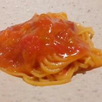 bb9 - フルーツトマトと手打ちパスタ