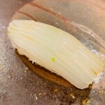 鮨桂太 - 白烏賊 ※ ねっとりとした食感と甘みが魅力