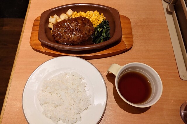 Saizeriya Kitasenju Honcho Senta Dori Ten