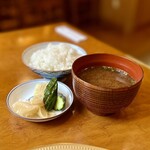 ぽん多本家 - ご飯・赤だし・おしんこ