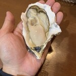 牡蠣也啤酒也喜歡生的 新潟站前店 - 生牡蠣