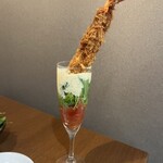 牡蠣也啤酒也喜歡生的 新潟站前店 - 飛び込め！エビフライ