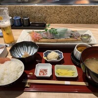 対馬のどぐろとイカ活き造り 博多 魚蔵 都ホテル店 - 