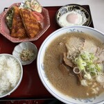 Omo Ri Ramen - ラーメン定食、1,100円也