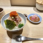 日本橋海鮮丼 つじ半 - 