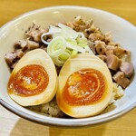 麺屋 優光 福岡天神店 - 炙りレア焼豚丼