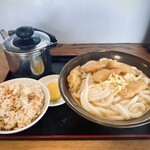 牧のうどん 空港店 - ごぼう天うどん かしわご飯
