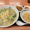 日高屋 三軒茶屋南口店