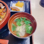 うなぎ石川 - 肝吸いです。肝と湯葉が入っています。